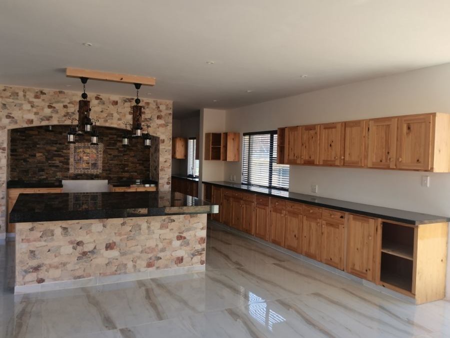 5 Bedroom Property for Sale in Royalston Residential Estate and Wildlife Reserve Eastern Cape